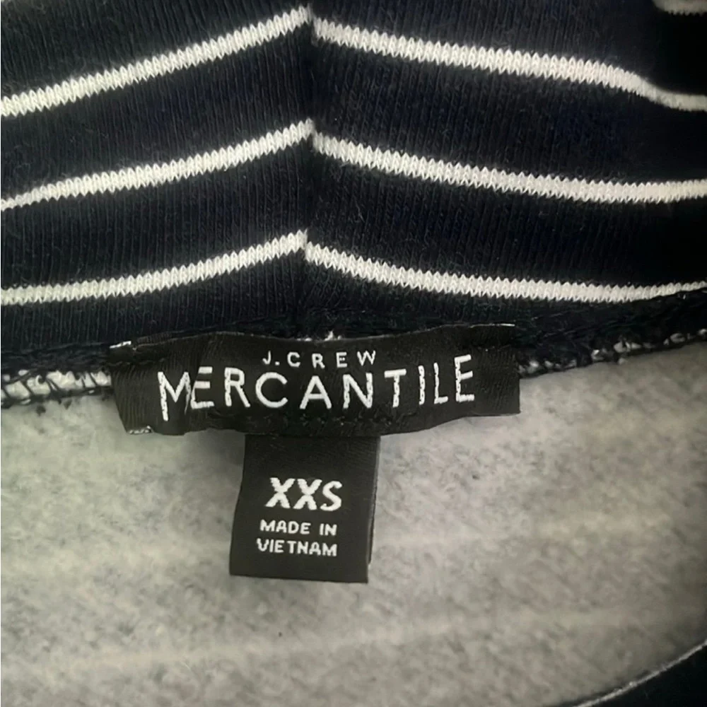 J.‎ Crew MERCANTILE navy blue and white striped scooped, neck sweatshirt XXS
